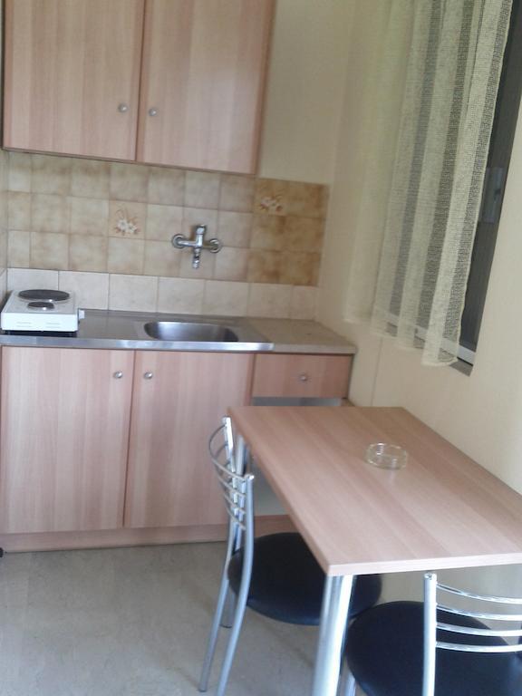 Margarita Apartments Превеза Стая снимка